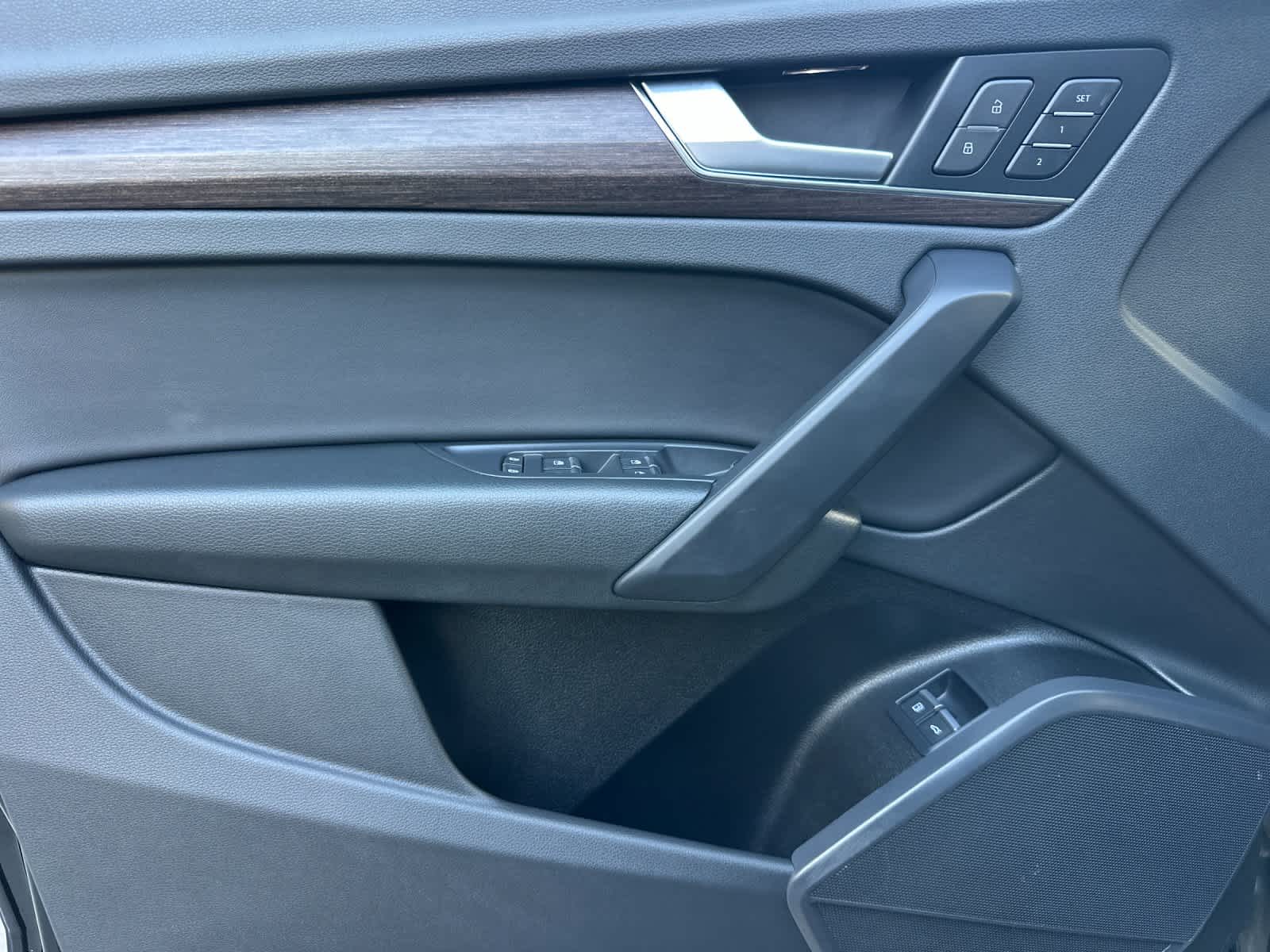 Thumbnail: 2023 Audi Q5 - 12