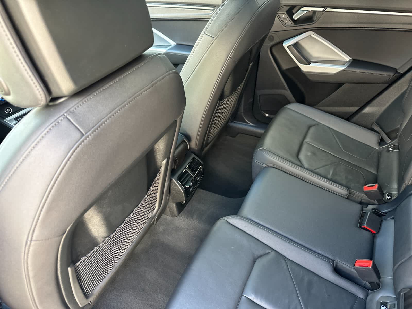 Thumbnail: 2023 Audi Q3 - 4