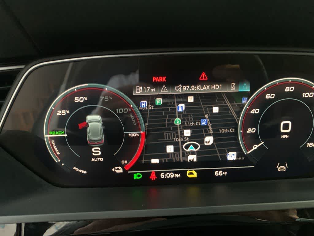 Thumbnail: 2024 Audi Q8 e-tron - 22