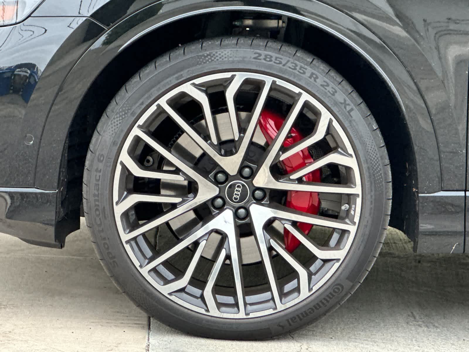 Thumbnail: 2026 Audi SQ8 - 26