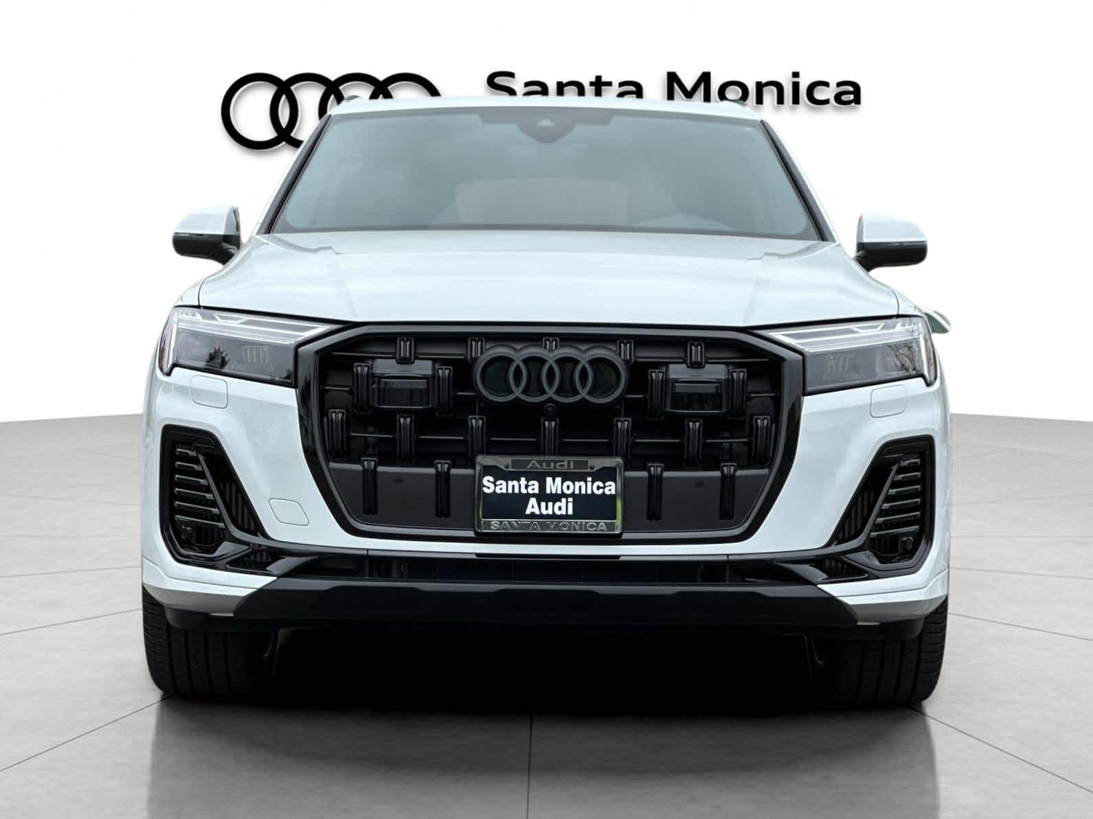 Thumbnail: 2026 Audi Q7 - 10