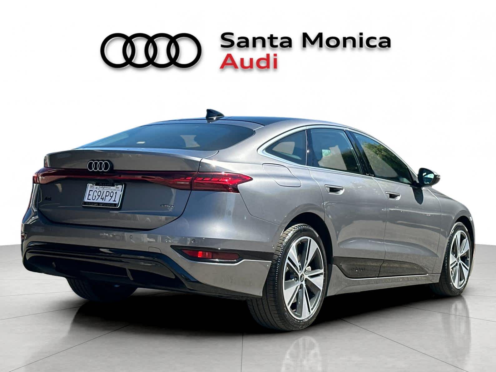 Thumbnail: 2025 Audi e-tron - 2