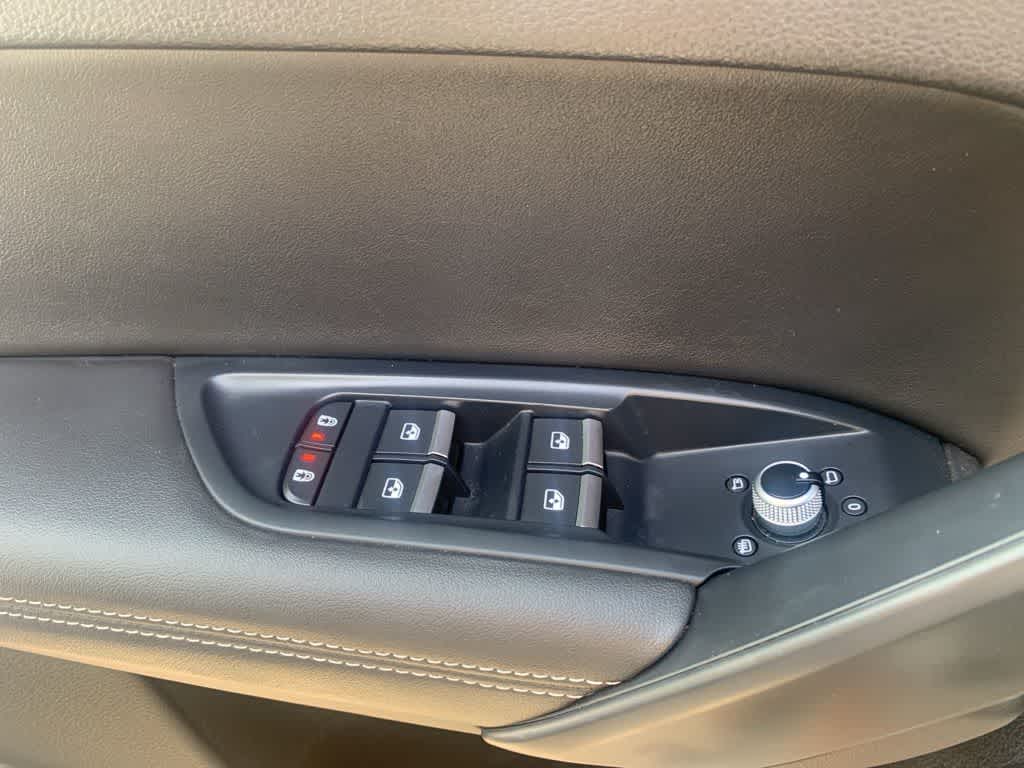 Thumbnail: 2022 Audi Q5 - 17