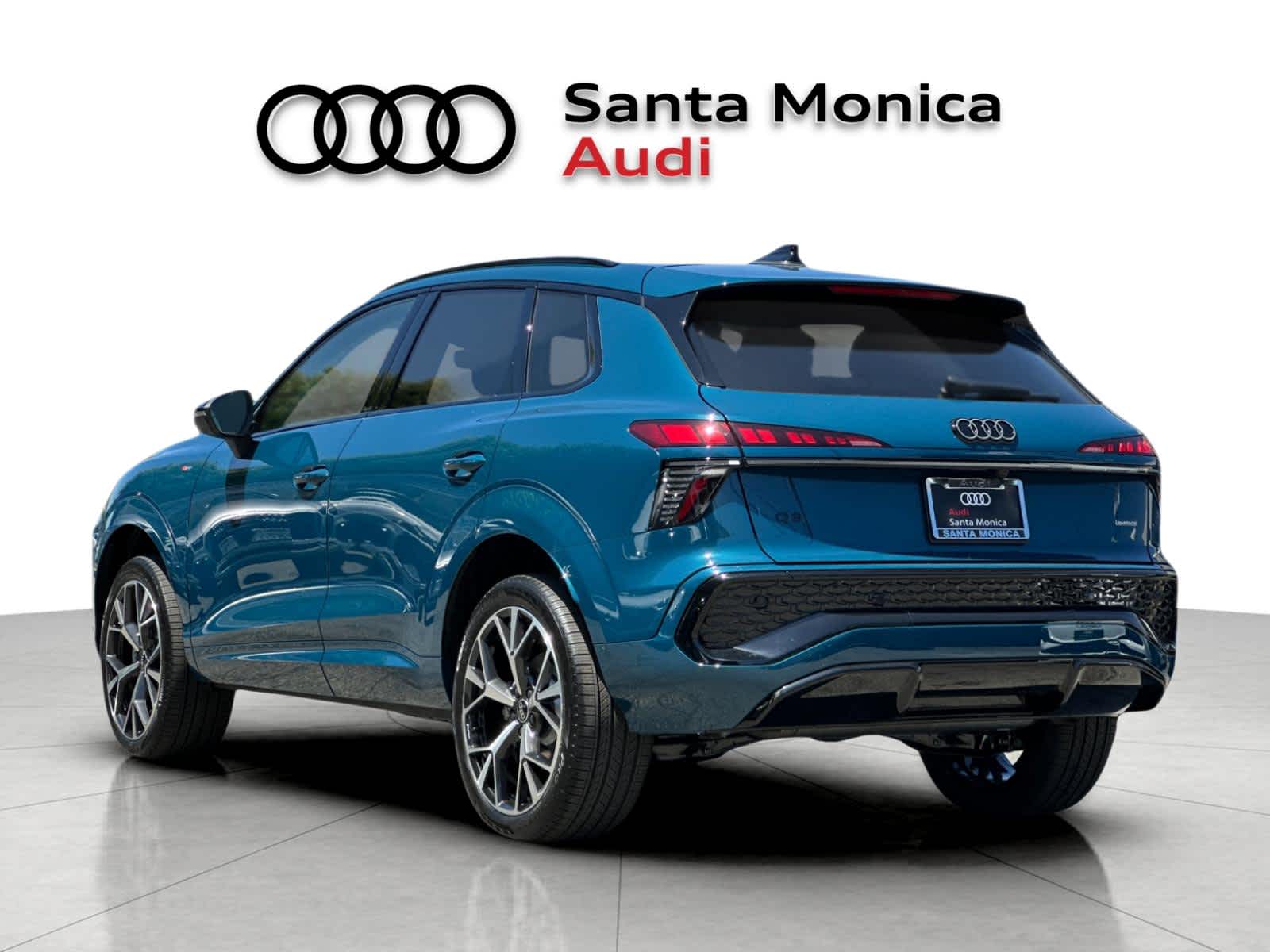 Thumbnail: 2026 Audi Q3 - 6