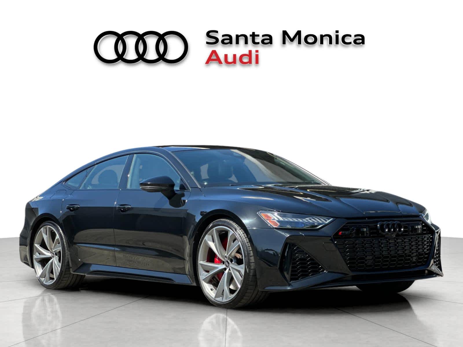 Thumbnail: 2022 Audi RS 7 - 9
