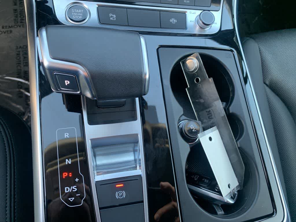 Thumbnail: 2022 Audi Q7 - 17