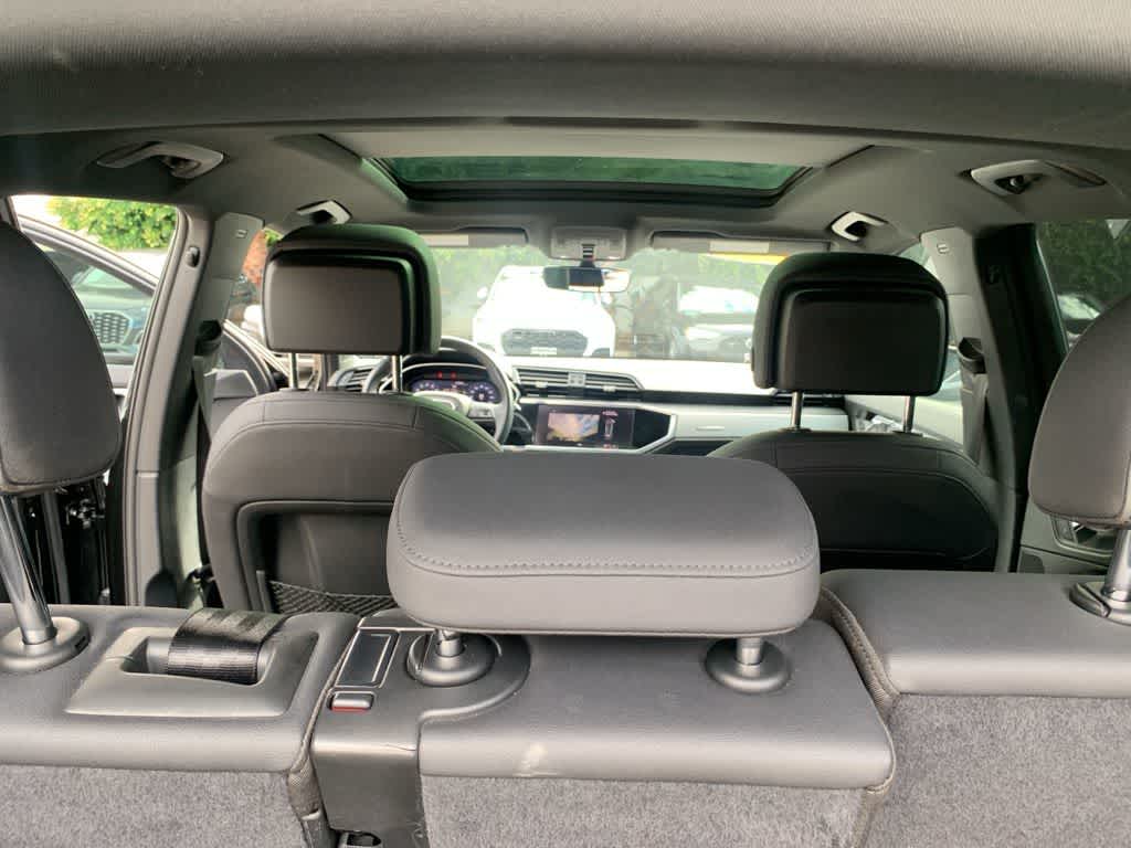 Thumbnail: 2020 Audi Q3 - 31