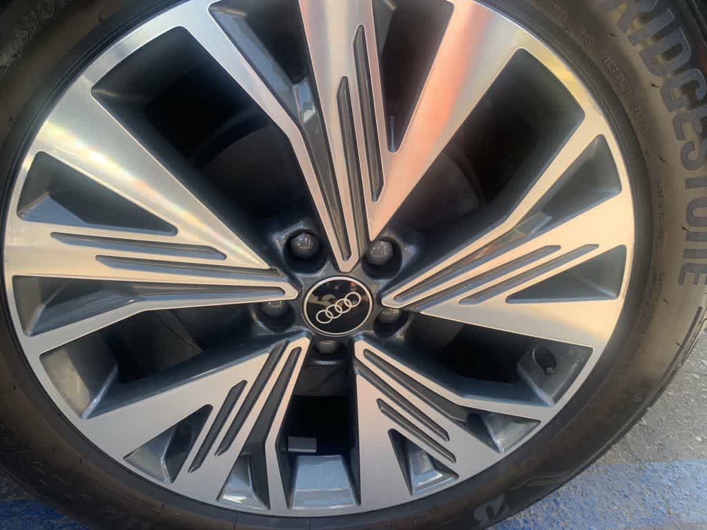 Thumbnail: 2023 Audi Q4 e-tron - 31