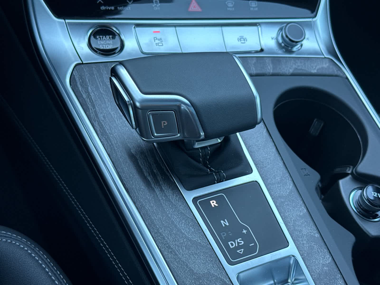 Thumbnail: 2025 Audi A6 - 20