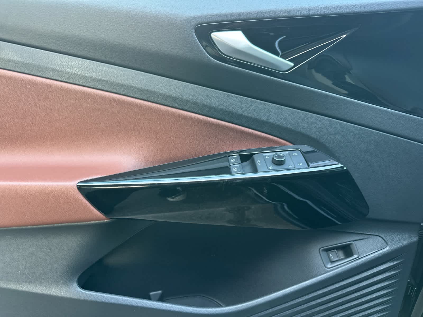 Thumbnail: 2021 Volkswagen ID.4 - 12