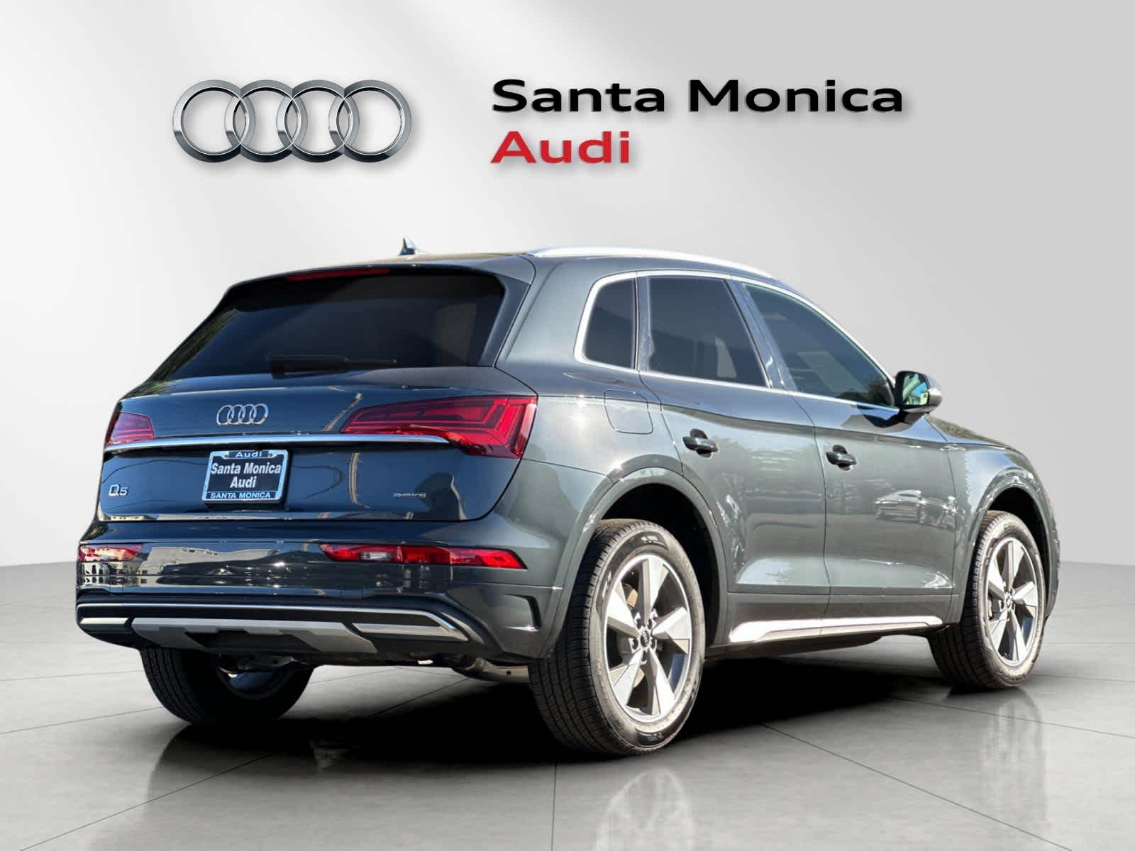 Thumbnail: 2023 Audi Q5 - 2