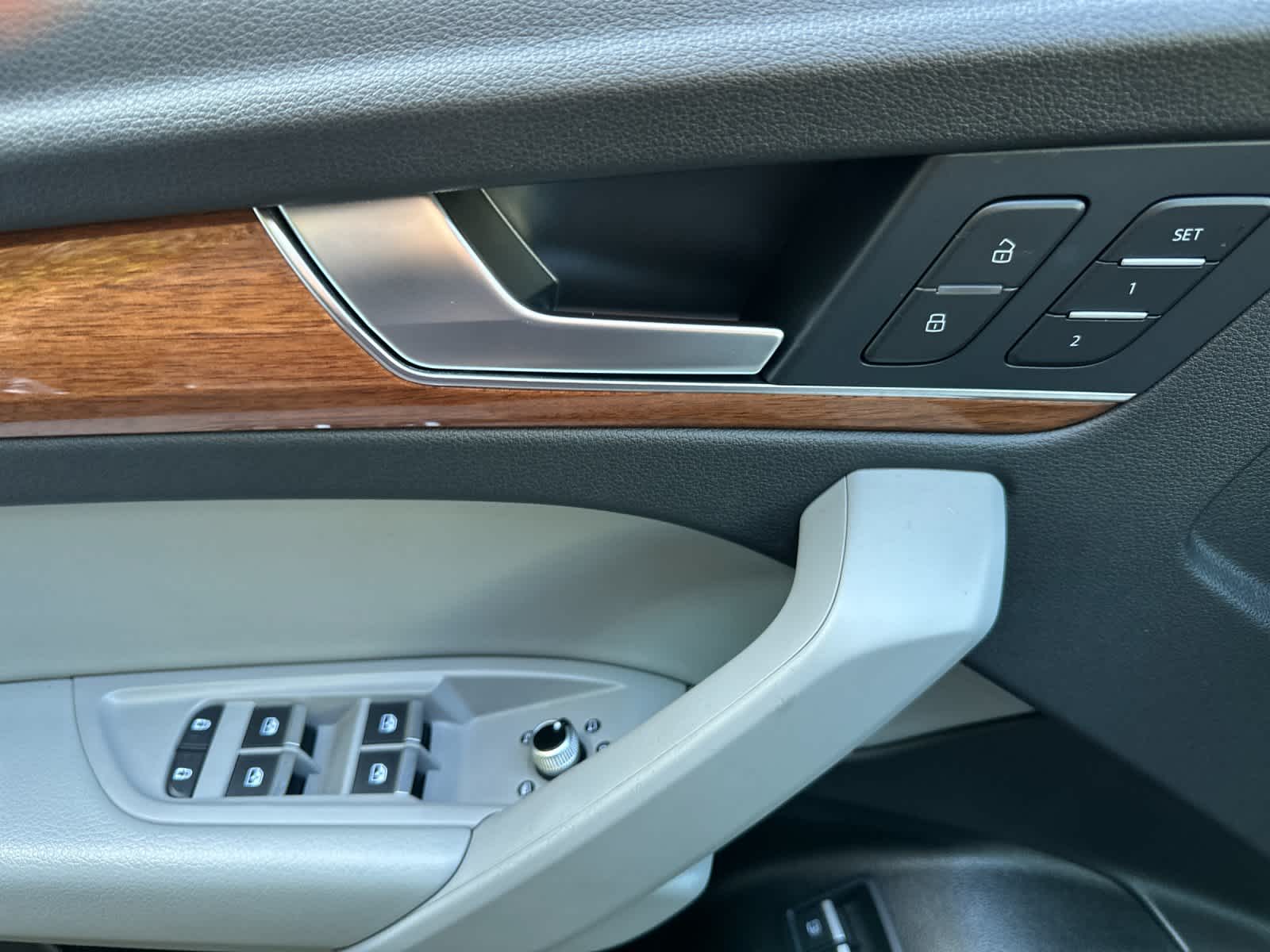 Thumbnail: 2022 Audi Q5 - 12