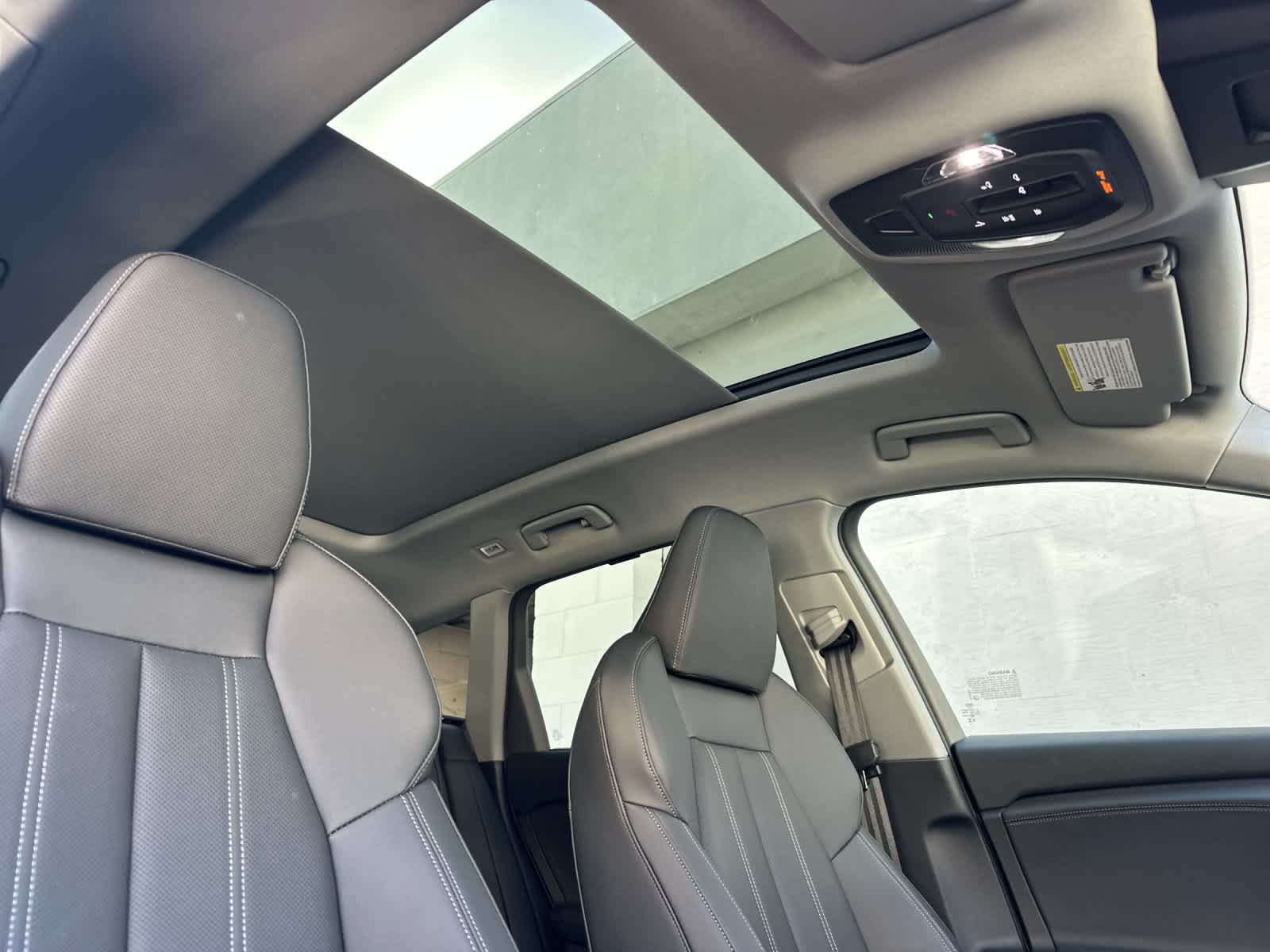 Thumbnail: 2025 Audi Q6 e-tron - 17