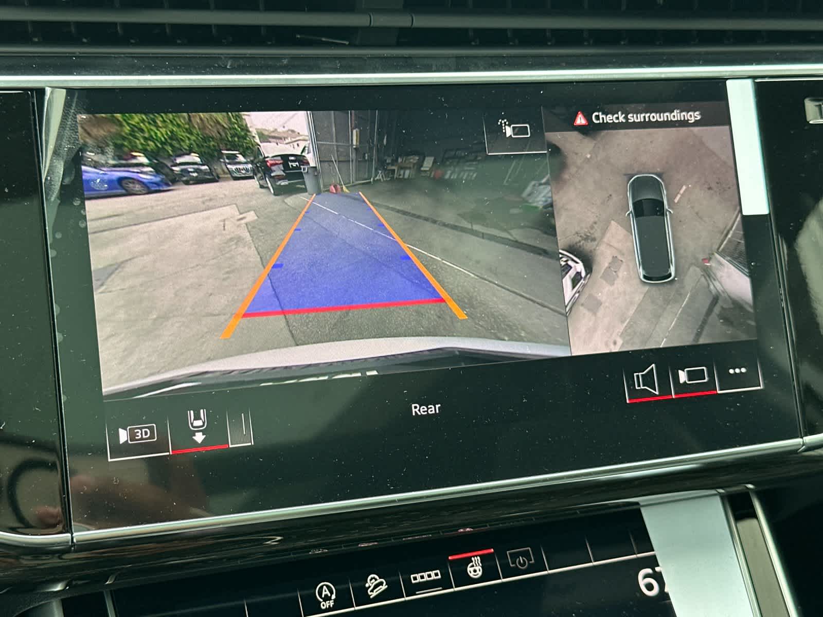 Thumbnail: 2026 Audi Q7 - 20