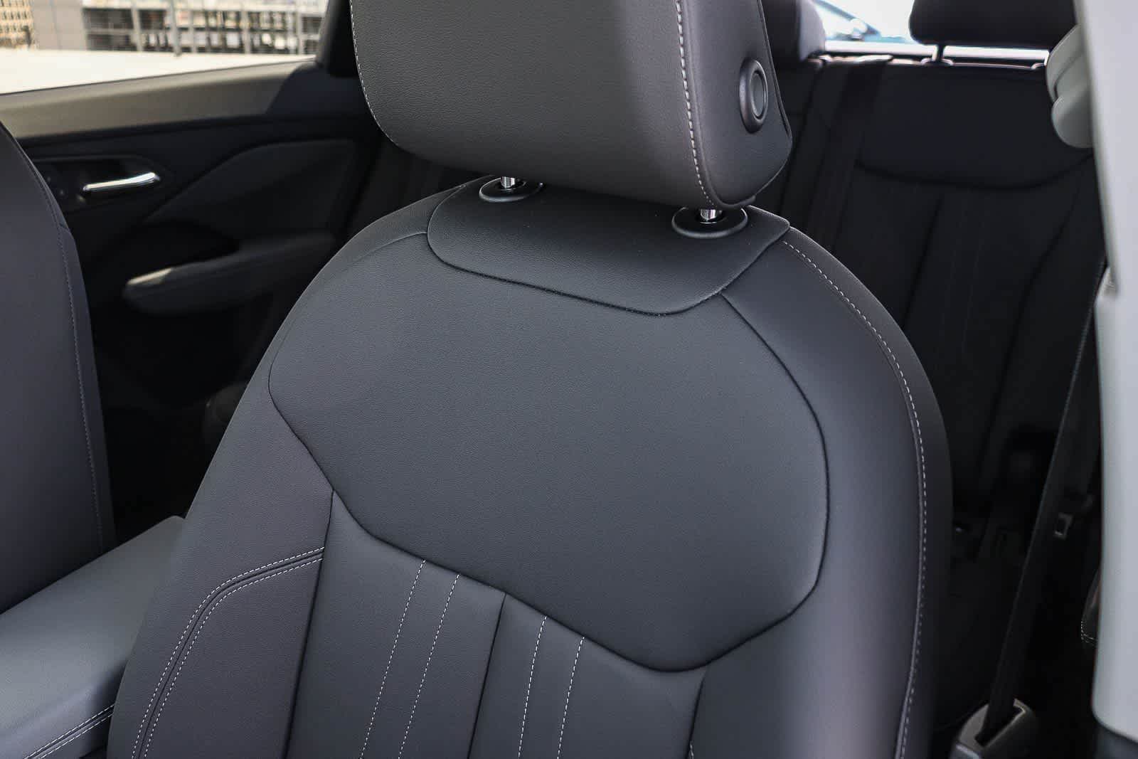 Thumbnail: 2026 Audi Q3 - 33