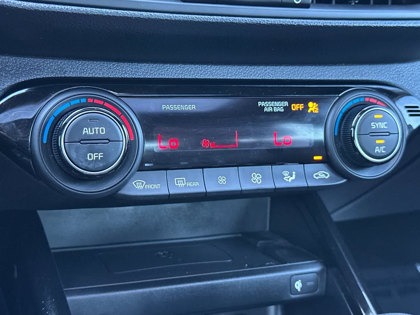 Thumbnail: 2019 Kia Forte - 20