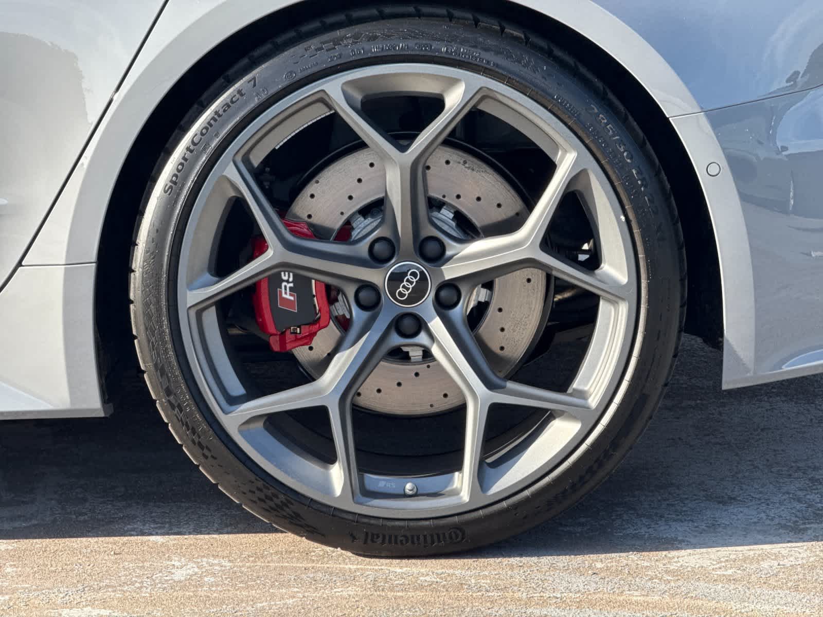 Thumbnail: 2025 Audi RS 7 - 26