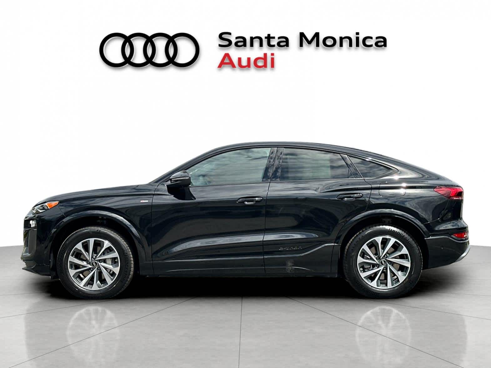Thumbnail: 2027 Audi Q6 e-tron - 5