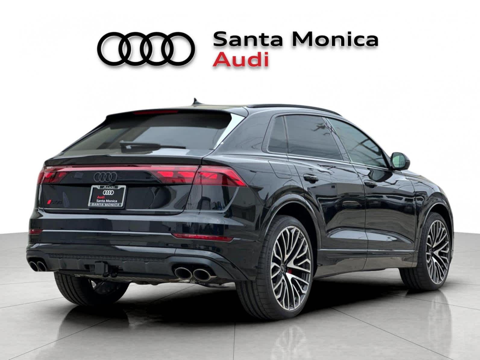 Thumbnail: 2026 Audi SQ8 - 2