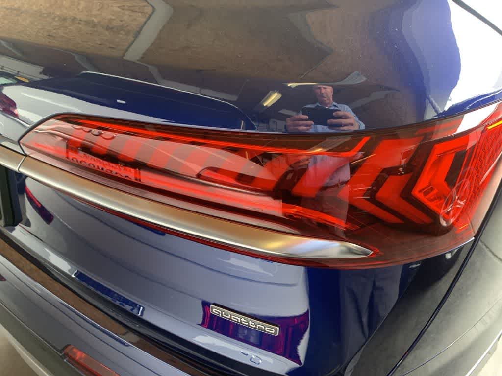 Thumbnail: 2022 Audi Q7 - 20