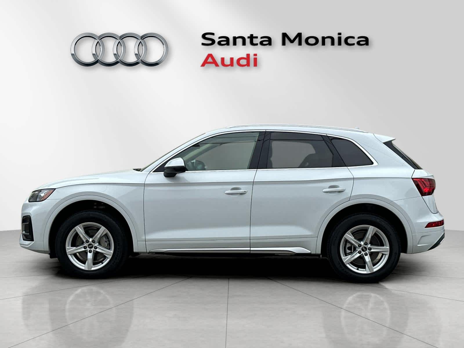 Thumbnail: 2023 Audi Q5 - 5