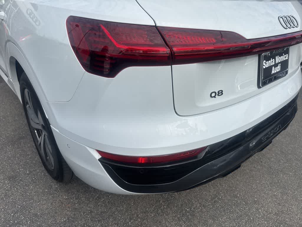 Thumbnail: 2024 Audi Q8 e-tron - 42