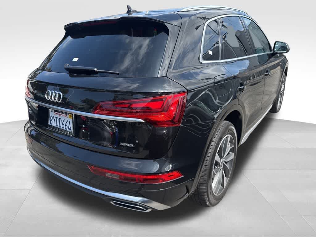 Thumbnail: 2022 Audi Q5 - 10
