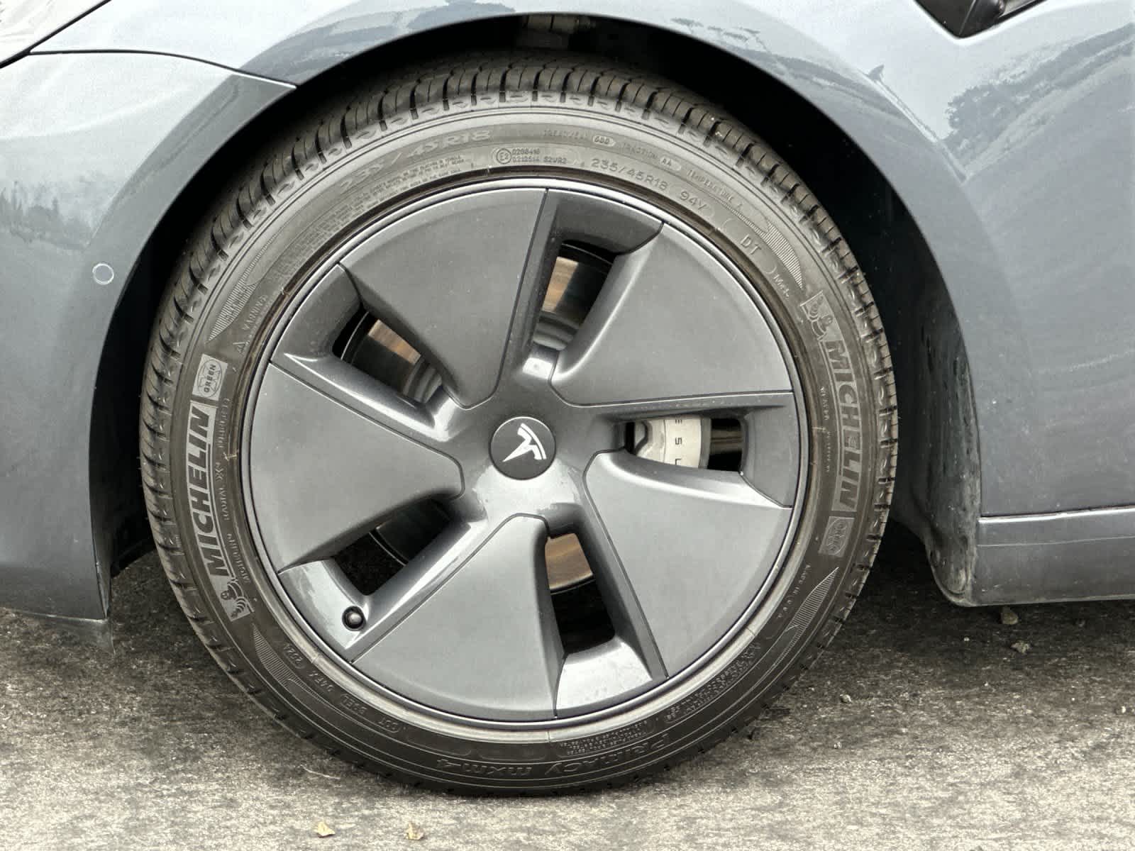 Thumbnail: 2022 Tesla Model 3 - 23