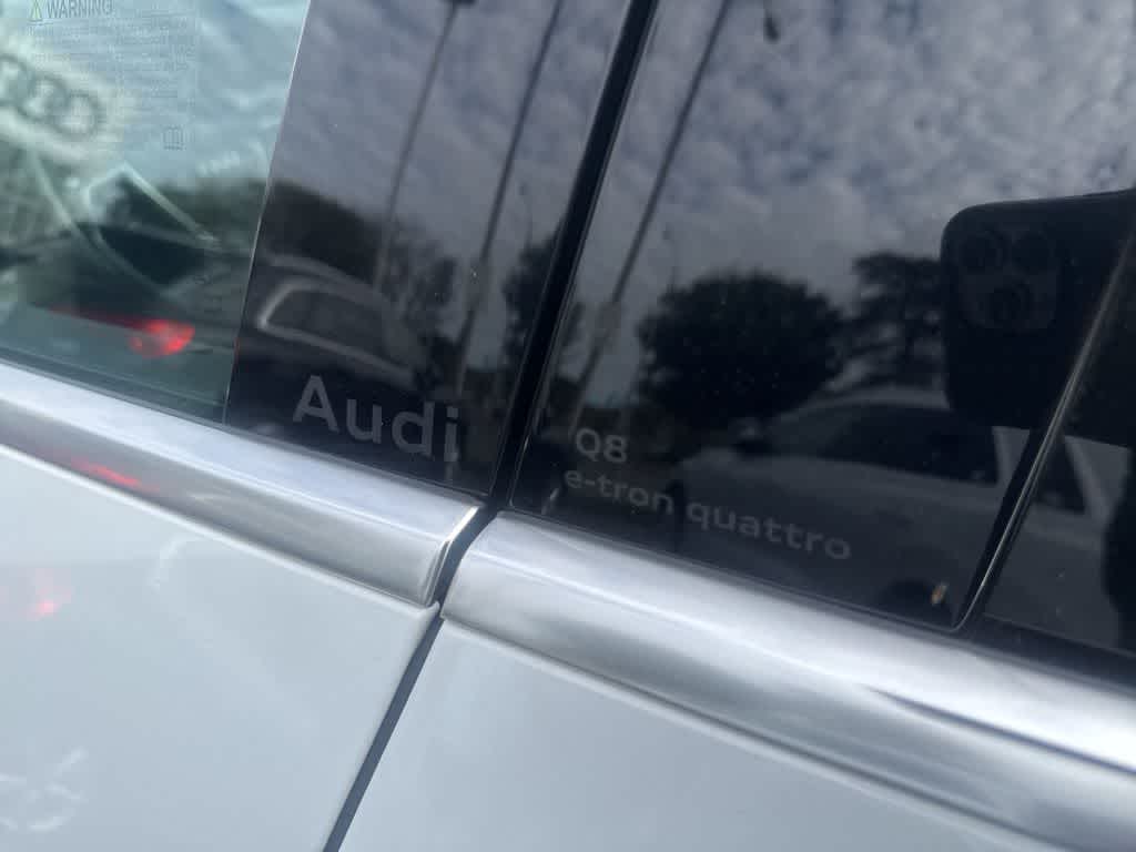 Thumbnail: 2024 Audi Q8 e-tron - 34