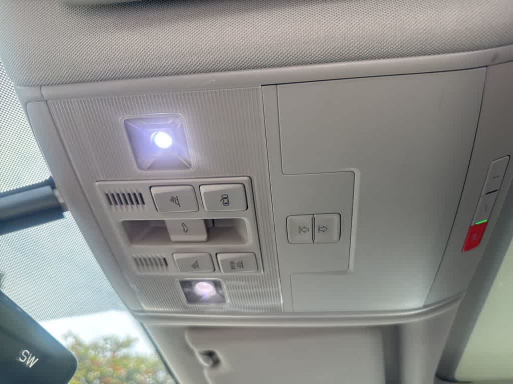 Thumbnail: 2021 Volkswagen Atlas - 20