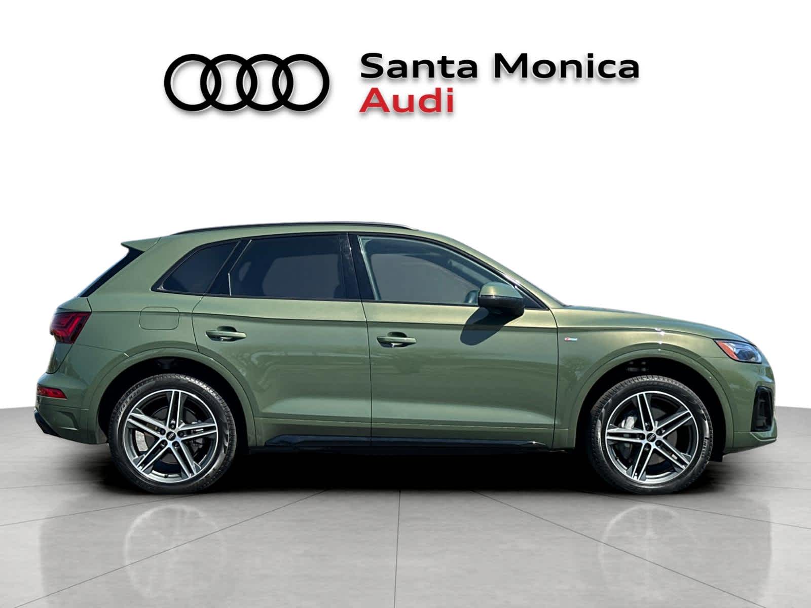 Thumbnail: 2023 Audi Q5 - 8