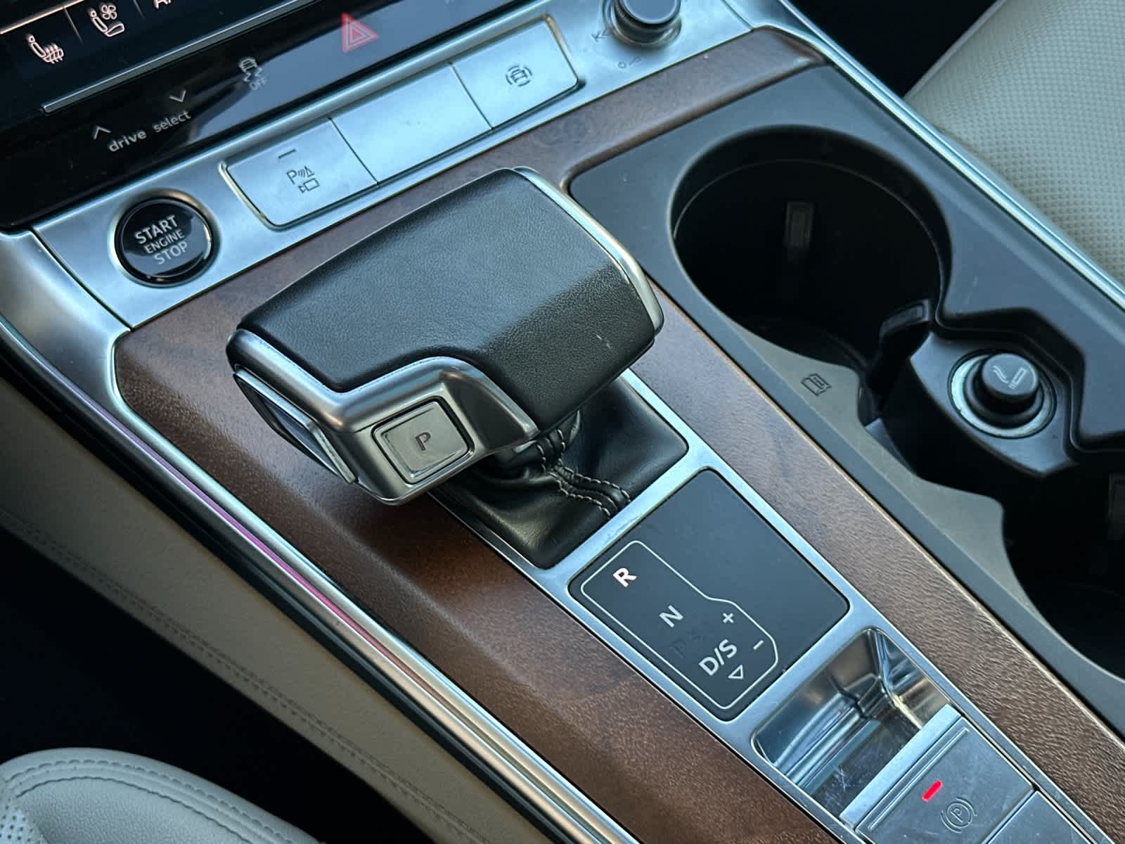 Thumbnail: 2022 Audi A6 - 22