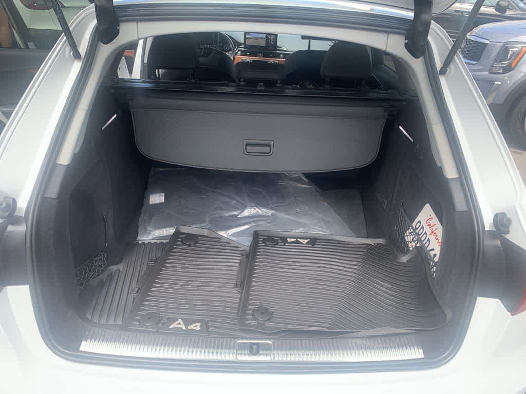 Thumbnail: 2022 Audi A4 - 27