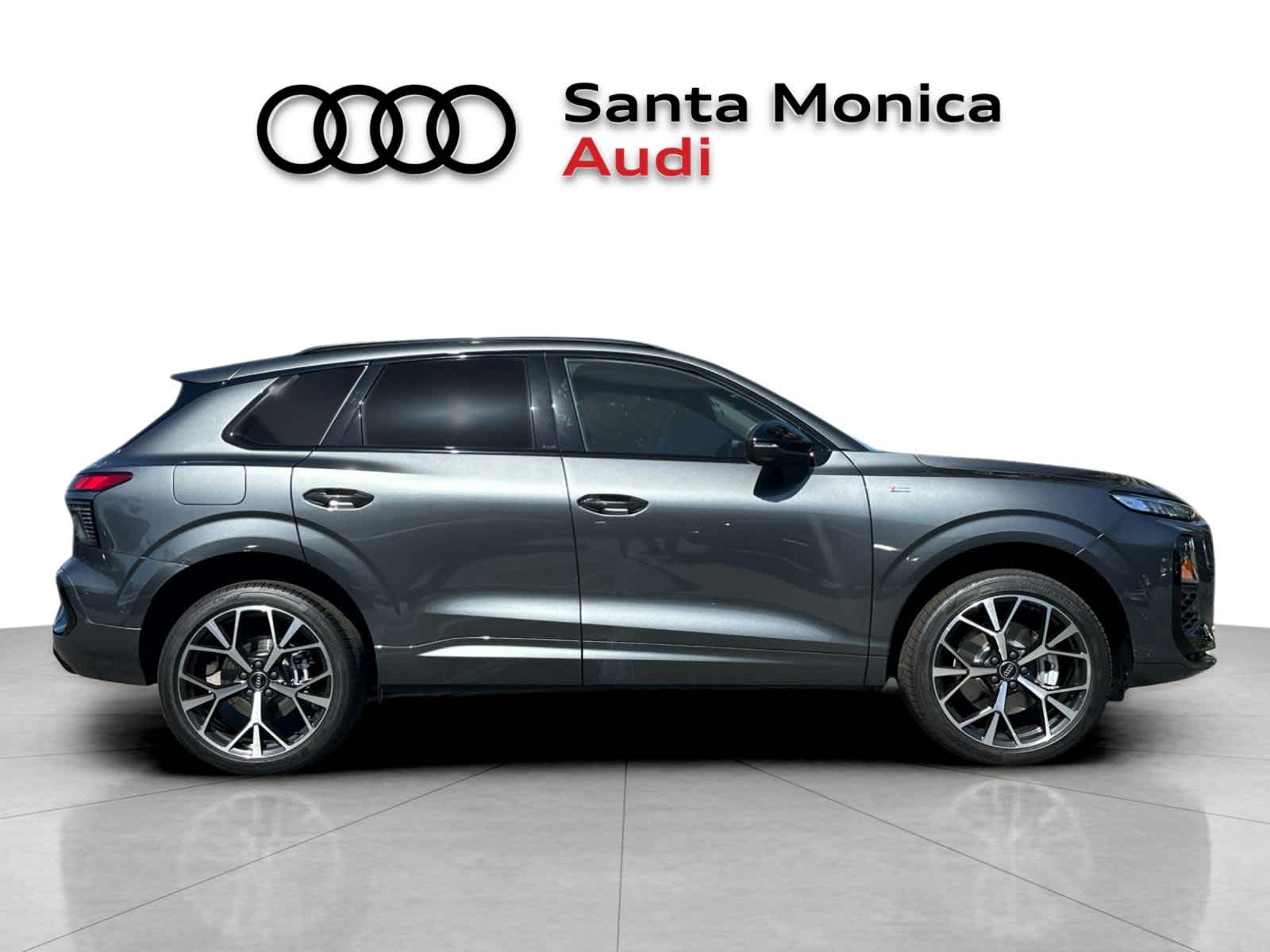 Thumbnail: 2026 Audi Q3 - 8