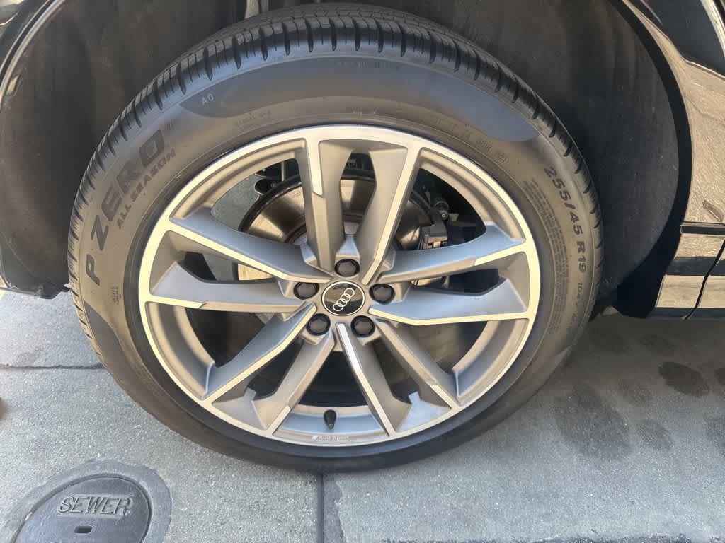 Thumbnail: 2022 Audi Q3 - 30