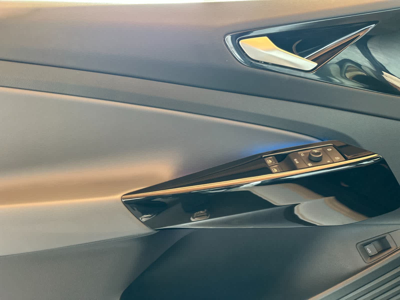 Thumbnail: 2022 Volkswagen ID.4 - 12