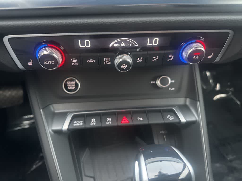 Thumbnail: 2024 Audi Q3 - 19