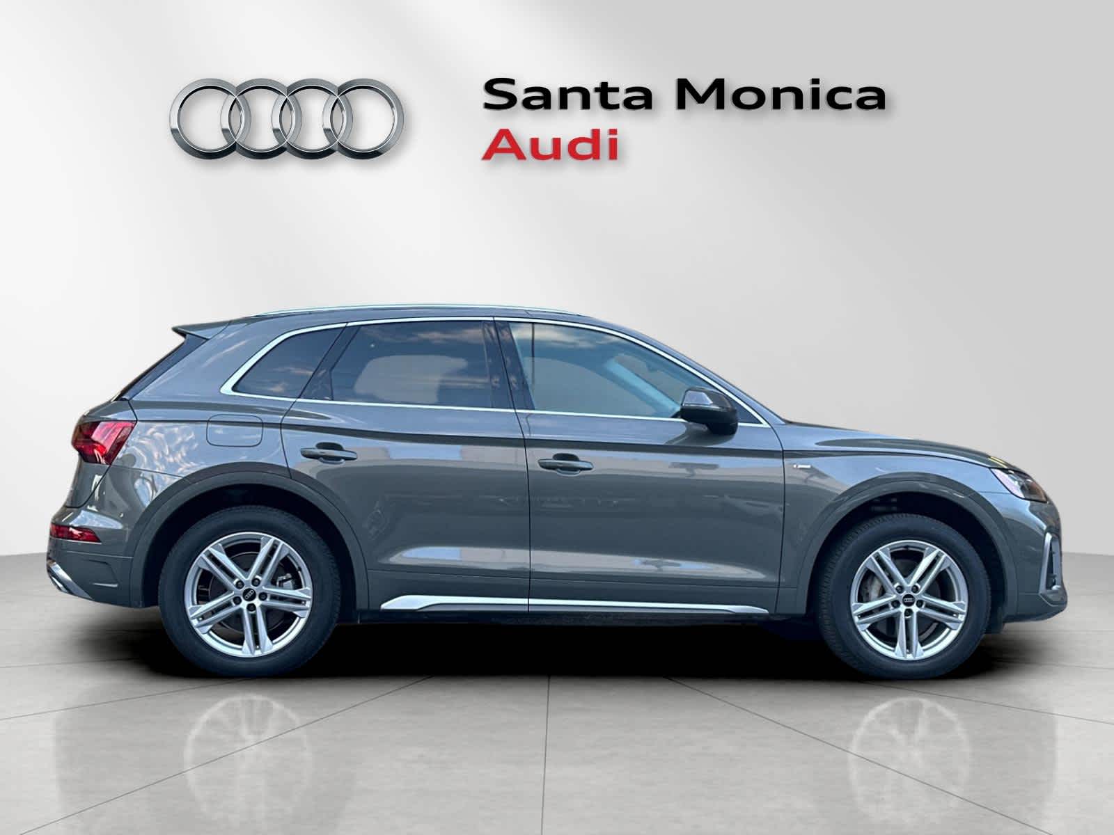 Thumbnail: 2023 Audi Q5 - 8