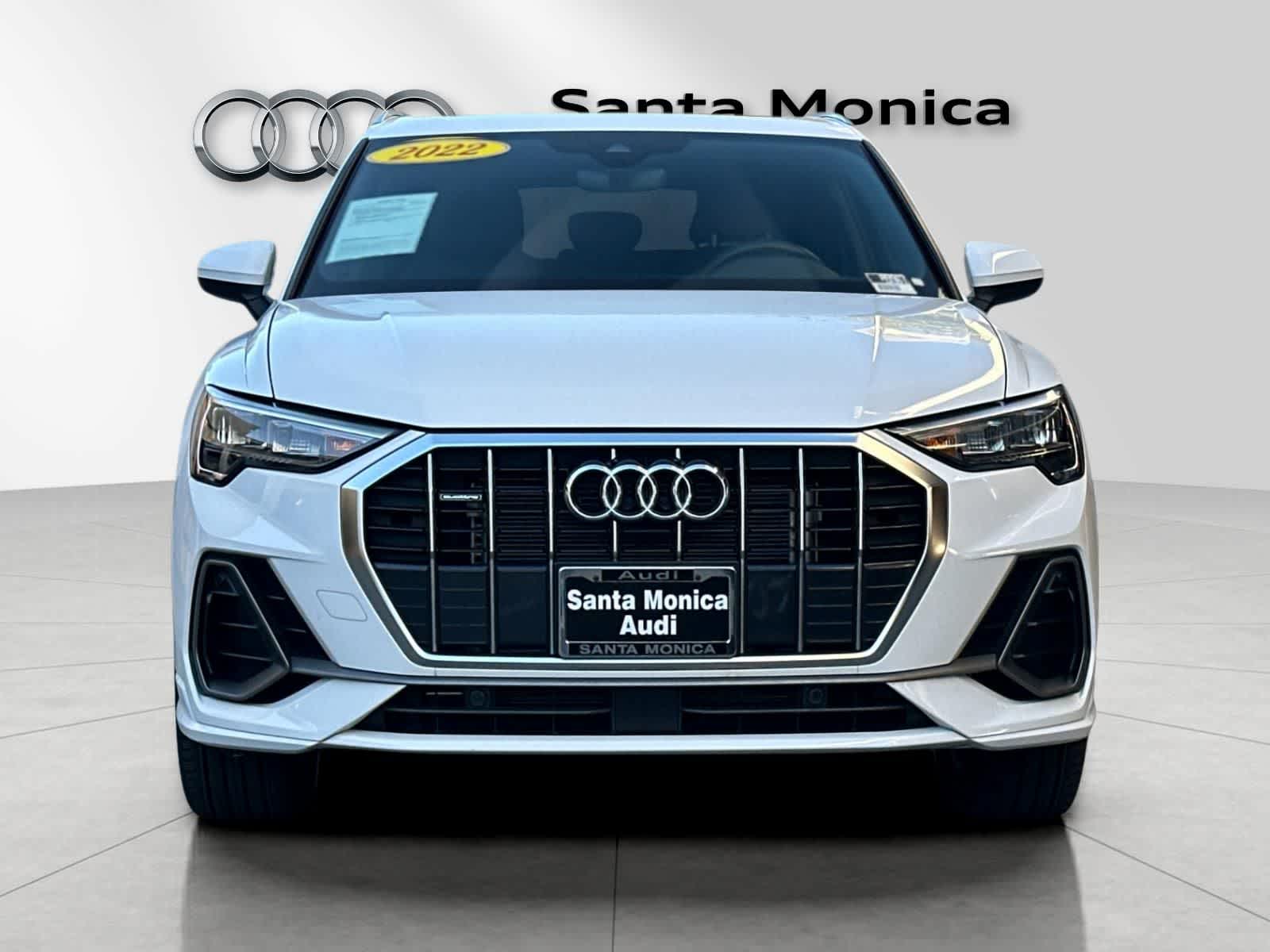 Thumbnail: 2022 Audi Q3 - 10