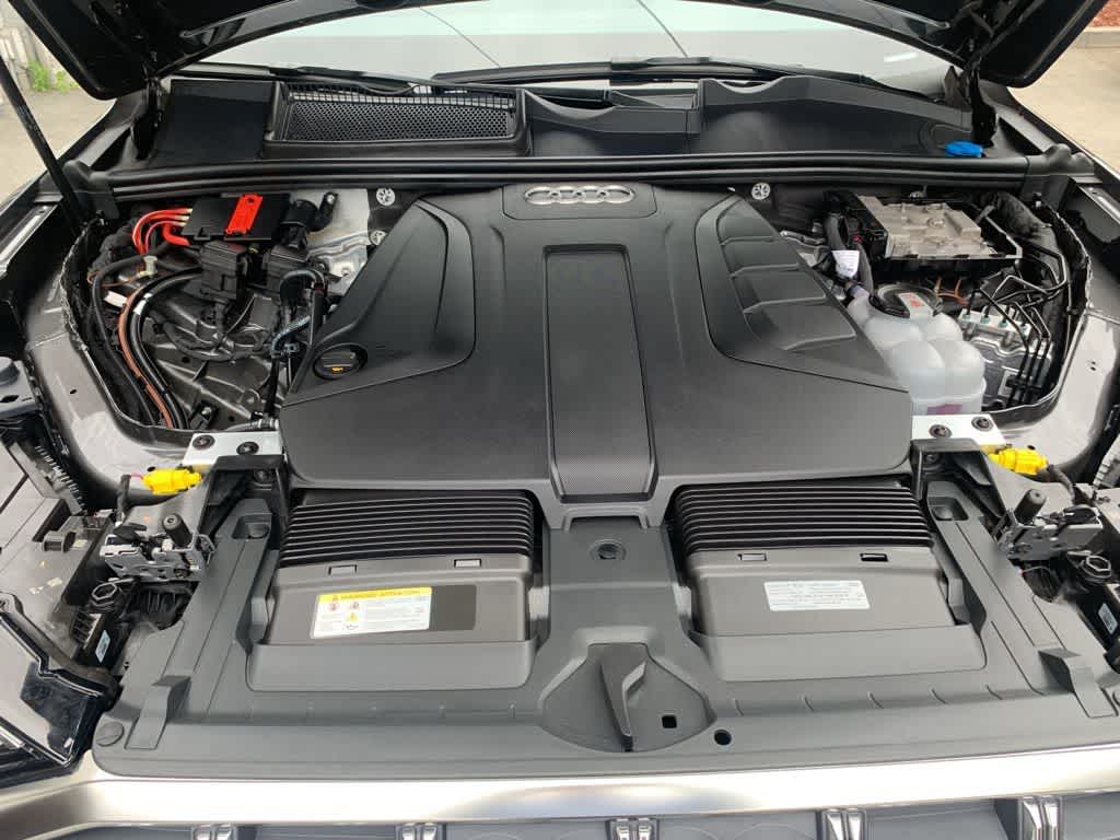 Thumbnail: 2025 Audi Q7 - 30