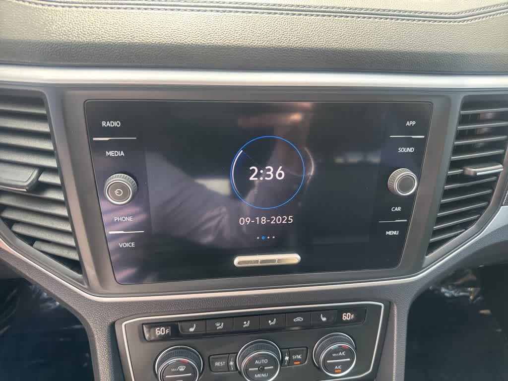 Thumbnail: 2021 Volkswagen Atlas - 15