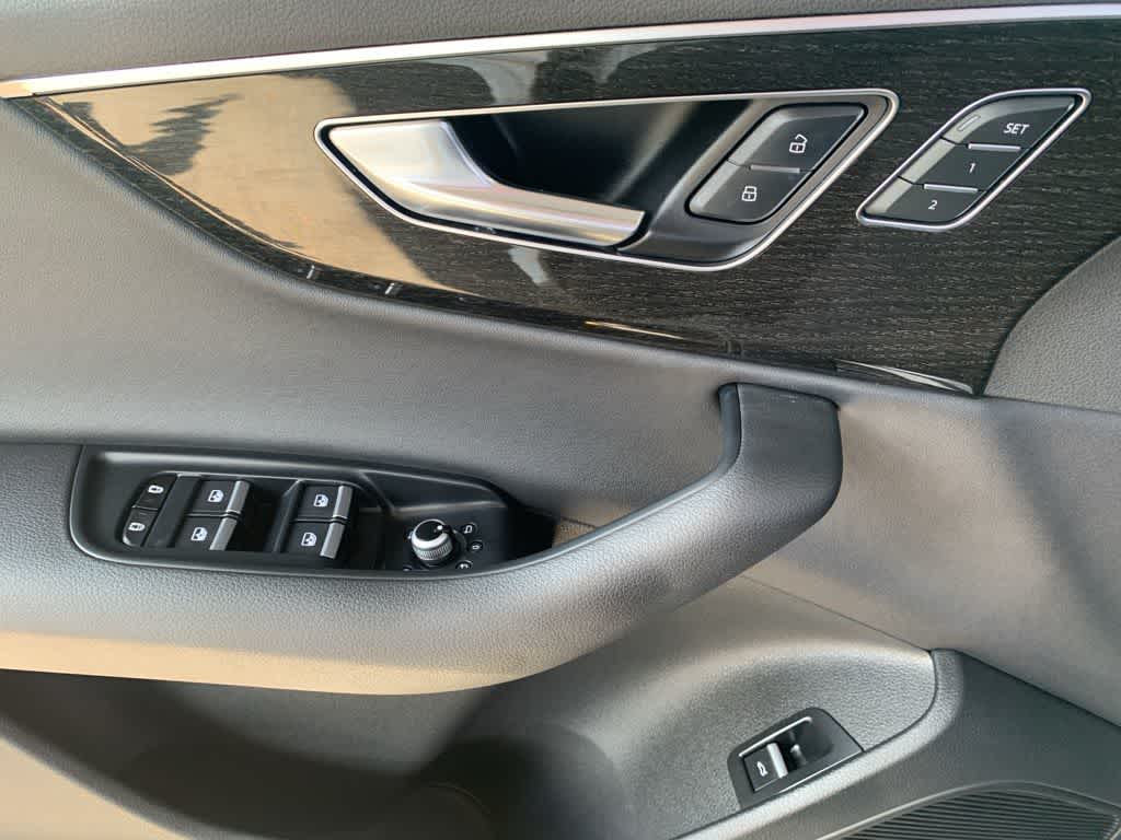 Thumbnail: 2022 Audi Q7 - 16