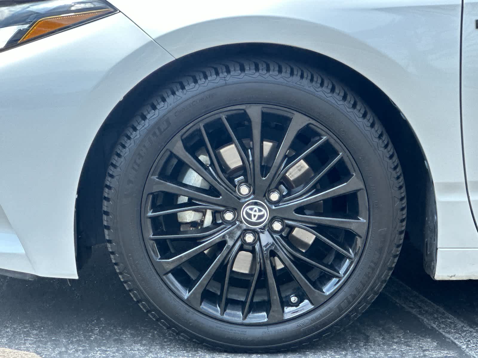 Thumbnail: 2019 Toyota Avalon - 23