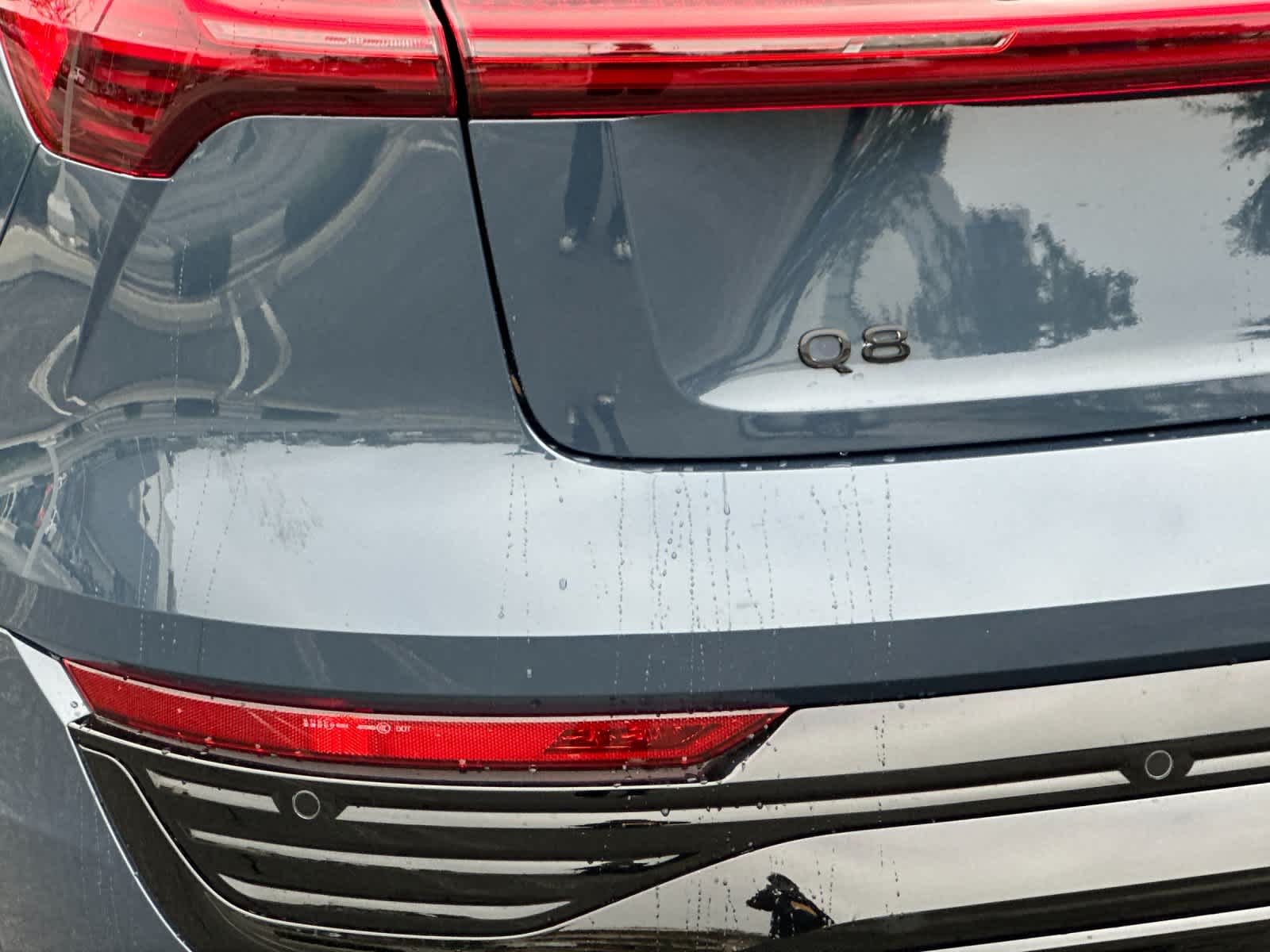 Thumbnail: 2024 Audi Q8 e-tron - 28