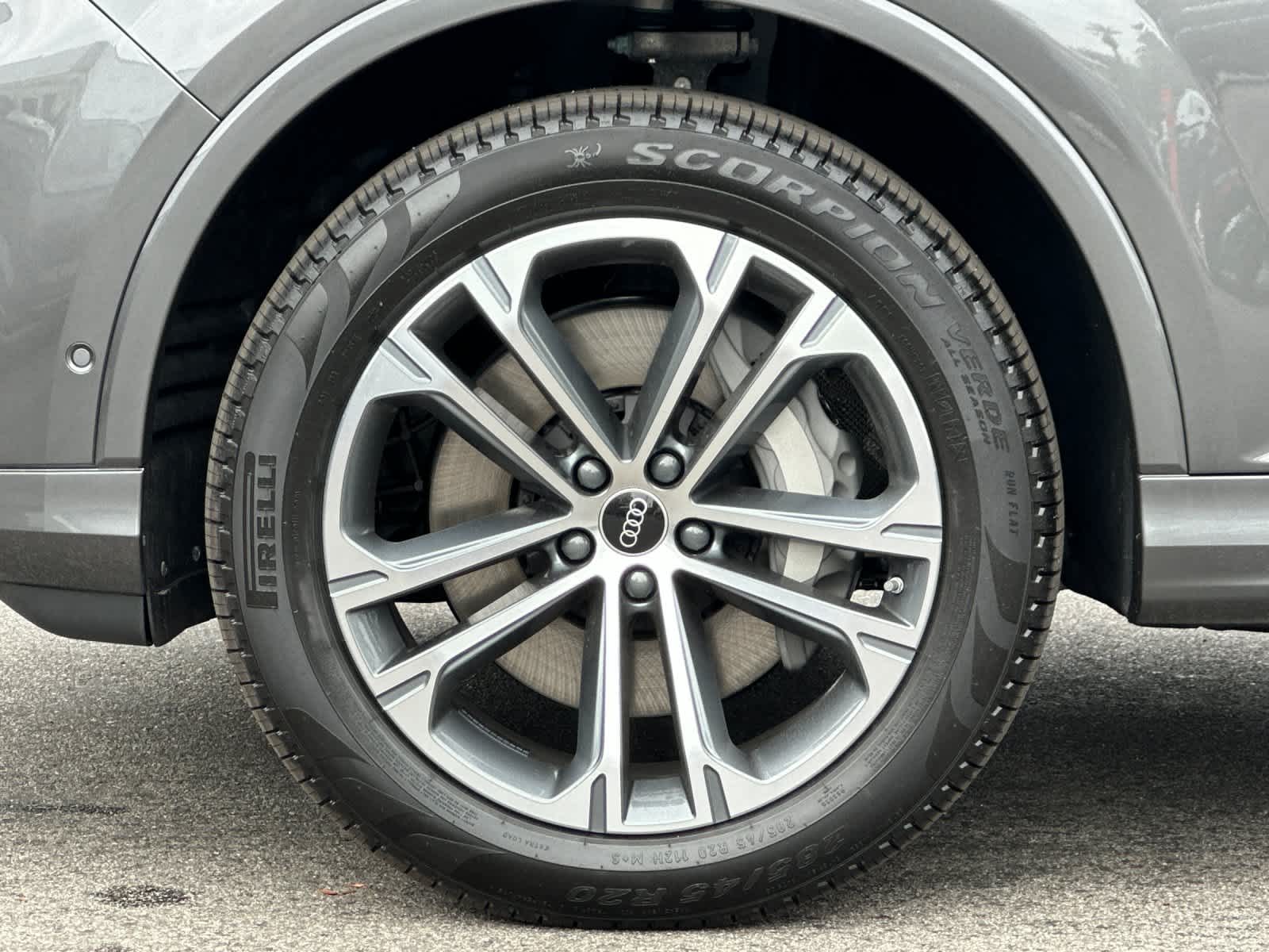 Thumbnail: 2026 Audi Q7 - 27