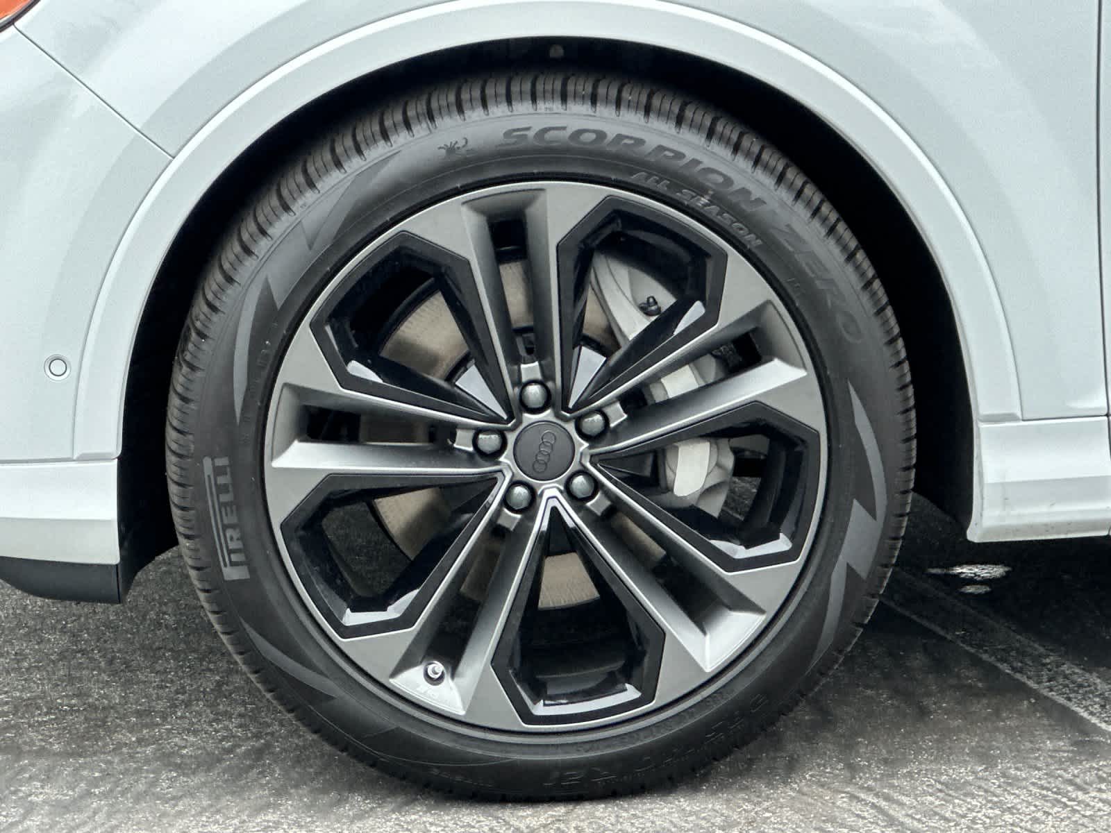 Thumbnail: 2026 Audi Q7 - 28
