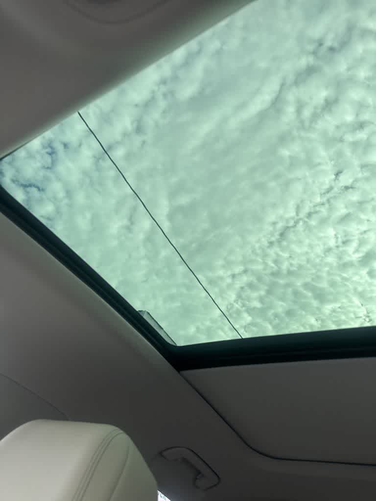 Thumbnail: 2024 Audi Q8 e-tron - 22