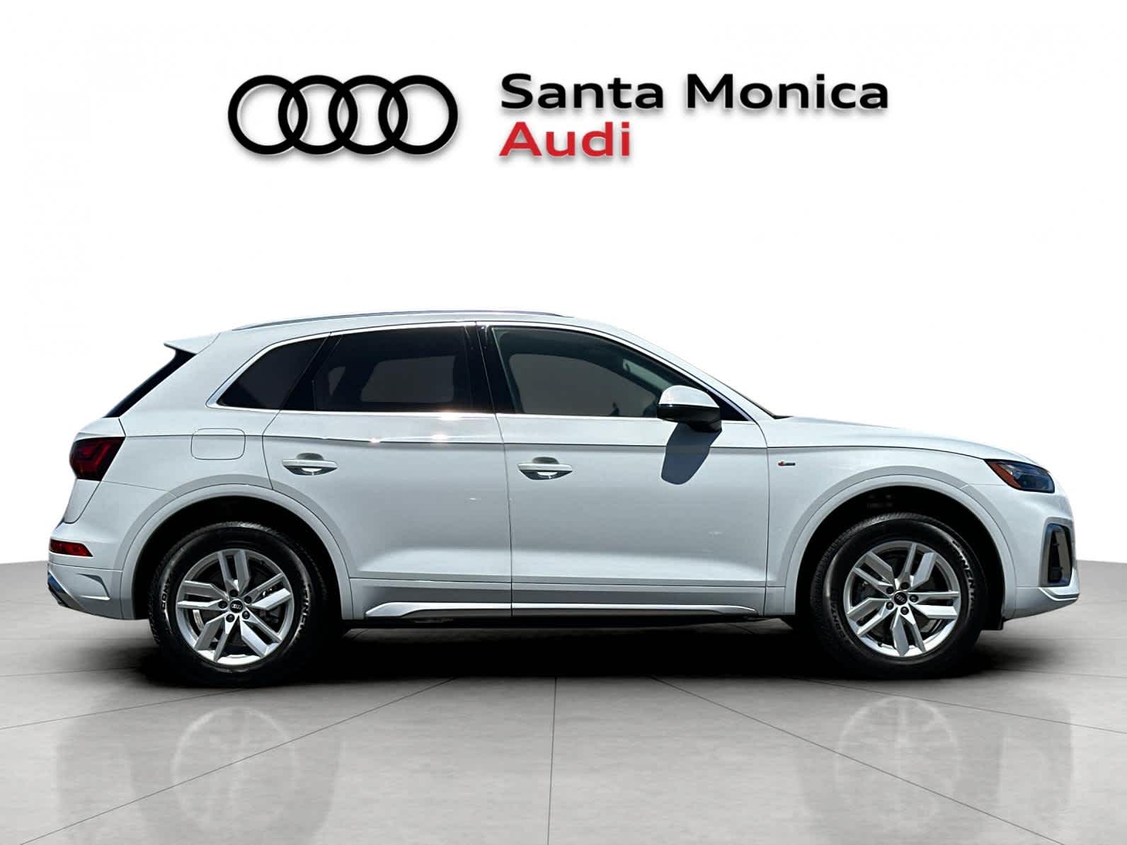 Thumbnail: 2023 Audi Q5 - 8