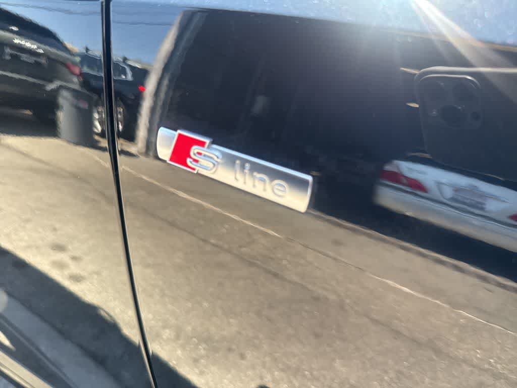 Thumbnail: 2022 Audi Q3 - 31