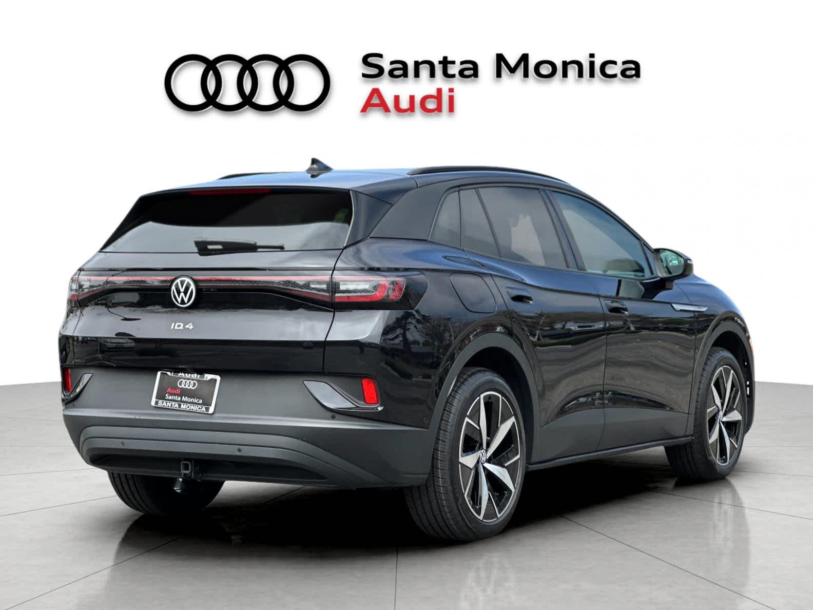 Thumbnail: 2023 Volkswagen ID.4 - 2